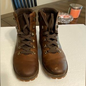 Timberland - Women's Ellendale Mid Hiker Boot size 8